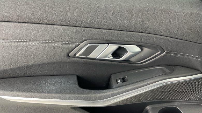 BMW 3 Series 320i M Sport 5dr Step Auto Petrol Estate